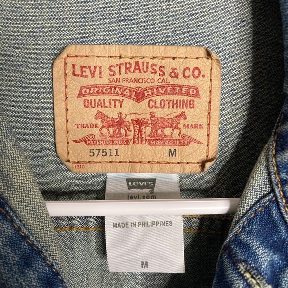 Levi Straus & Co. Original Trucker Jacket - Picture 7 of 8